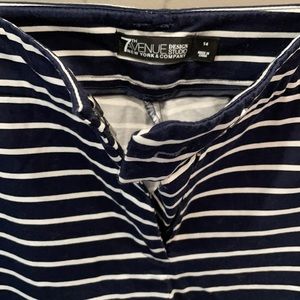 NY&C 7th Avenue Capris